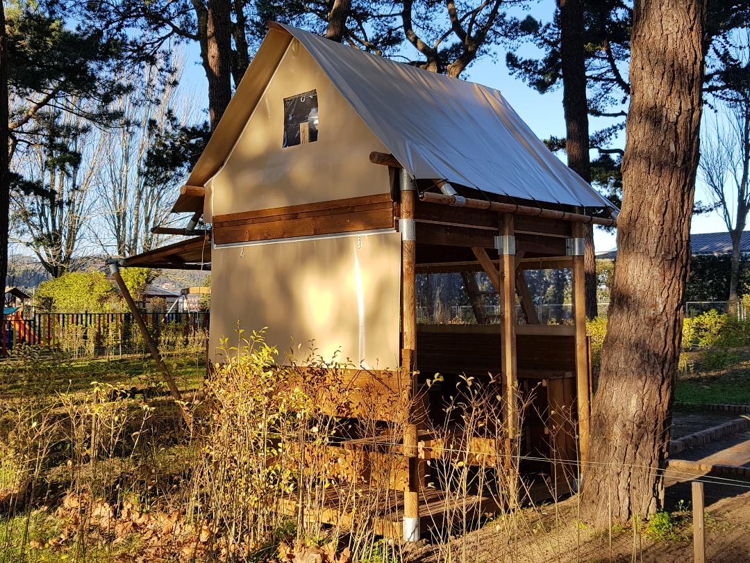 tente sur pilotis camping nature landes